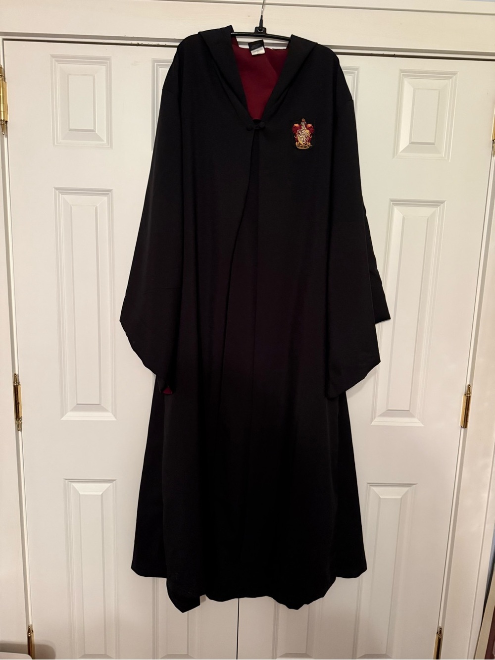 ⭐️ Gryffindor Adult Robe - XL - Picture 2 of 7